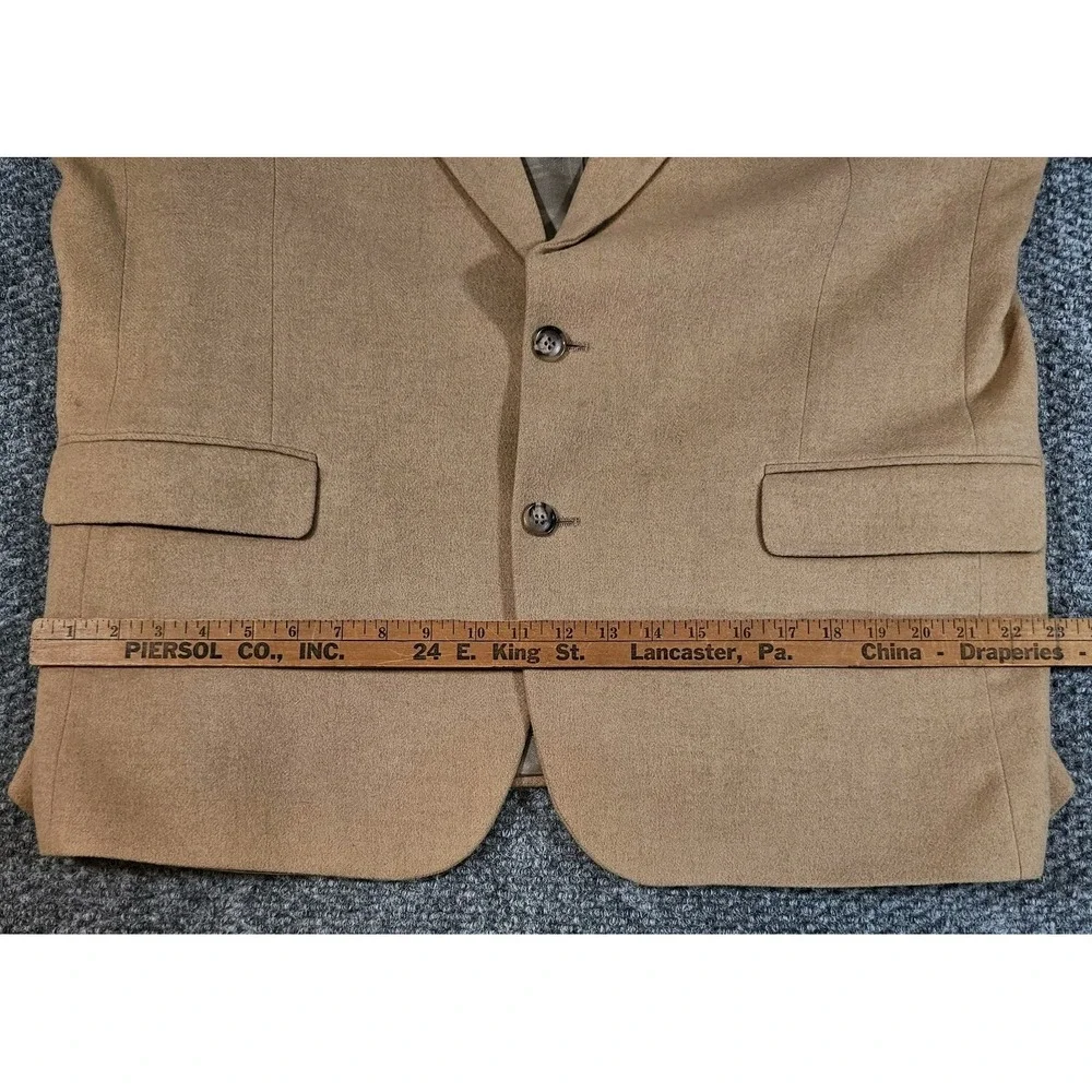 Vintage Woolrich Mens Sport Coat Jacket Blazer Camel Hair Size 46R Lined Pockets